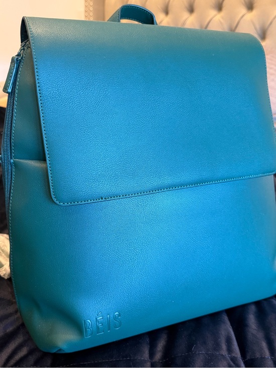 BEIS Handbags - NWOT BEIS Wicked Backpack